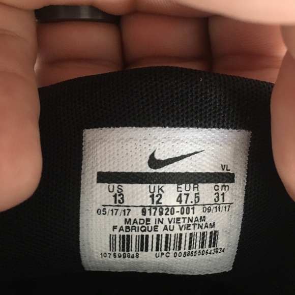 Men’s cleats - Picture 3 of 4